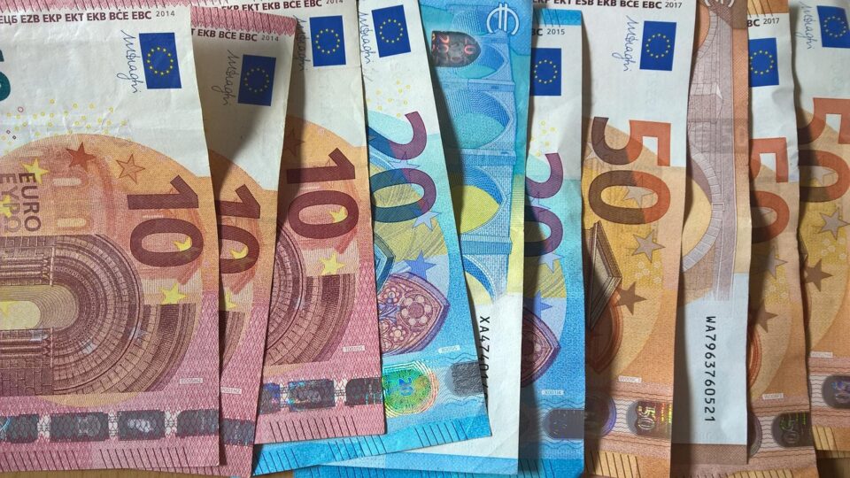 Кредитни агенции – българска агенция за кредитен рейтинг и информация